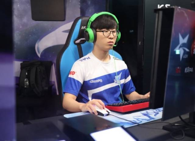 梅扬的乌龙 梅扬的乌龙