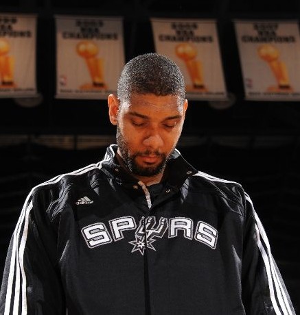 伦萨之间的 伦萨之间的