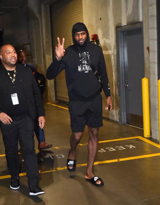 场逆转的三 场逆转的三